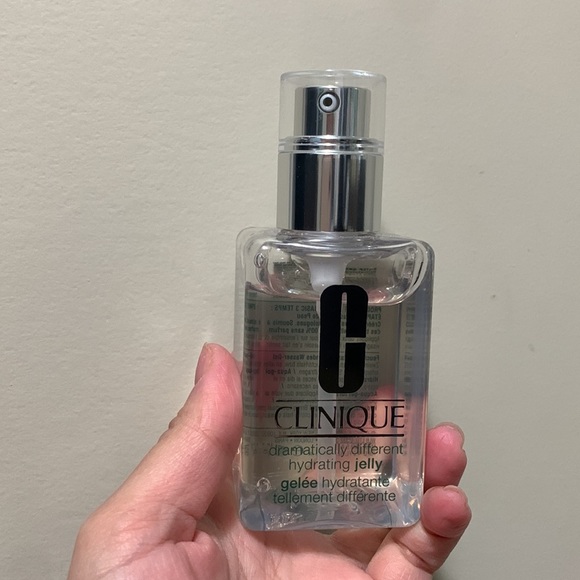 Clinique dramatically different hydrating jelly 125ml/4.2 fl oz - Picture 3 of 3